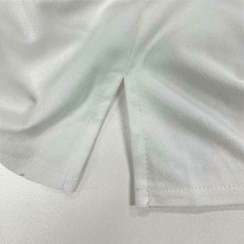 Herren Vintage Henley Shirt kurzarm | Slim Fit Retro Shirt mit Knopfleiste [ Herrenkollektion - Frühling & Sommer '25 - Hemden ] 153 - Herren Vintage Henley Shirt kurzarm Gratti Paris 